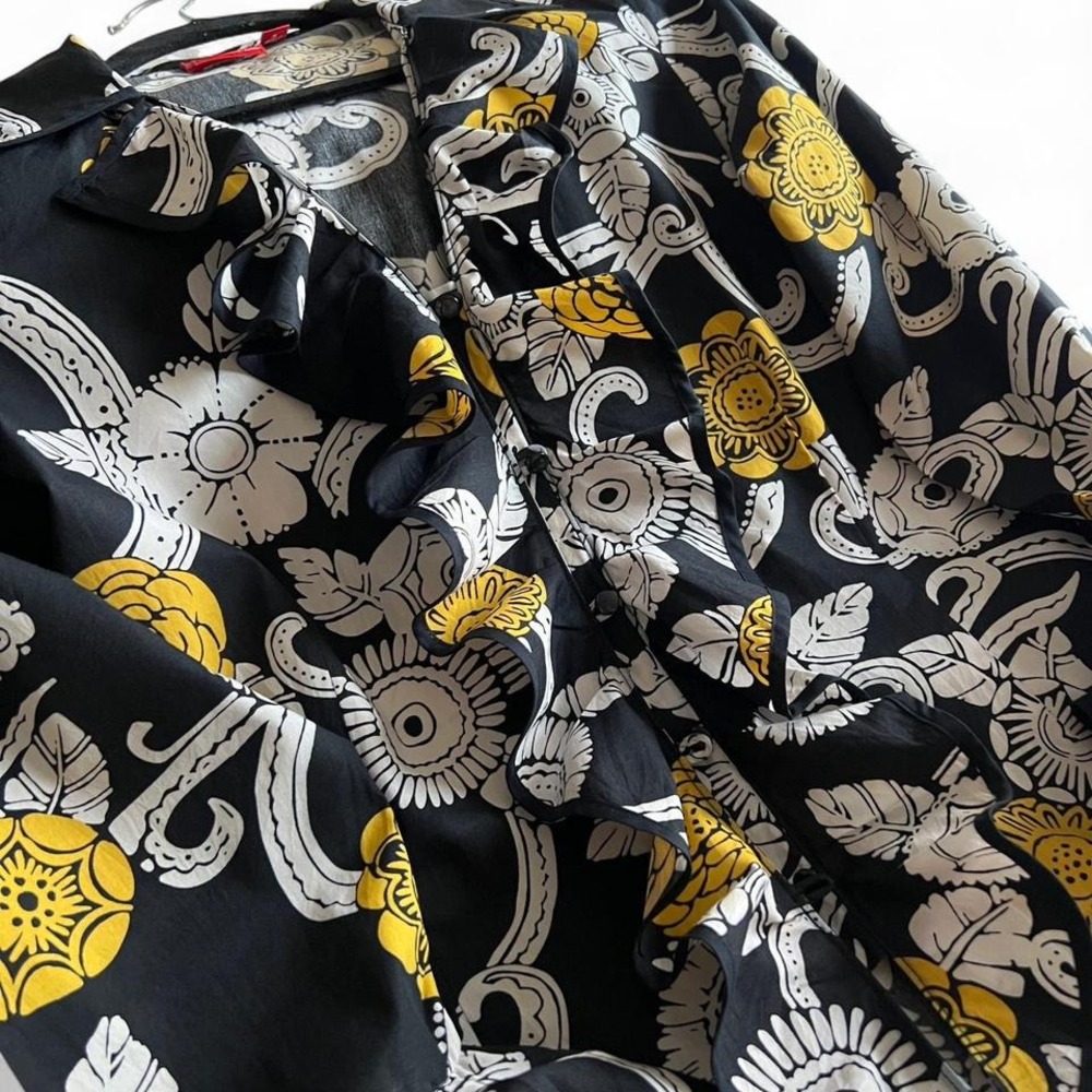 Oscar de la Renta black and yellow floral blouse with ruffle collar and cuffs - Picture 2 of 5